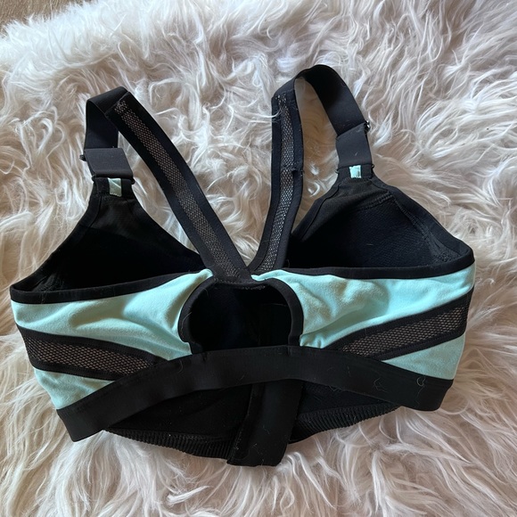 VSX SPORT Victoria’s Secret Sport Bra 32C - Picture 5 of 9